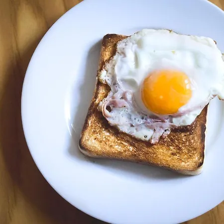 Nočitev z zajtrkom Pod Skalo 3*