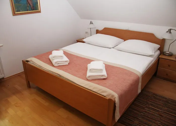 krevet i doručak Pod Skalo