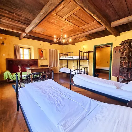 Bed & Breakfast Pod Skalo