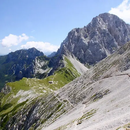 Bed & Breakfast Pod Skalo