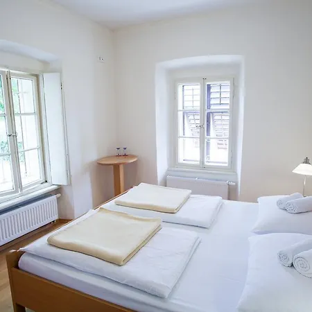 Pod Skalo Kamnik